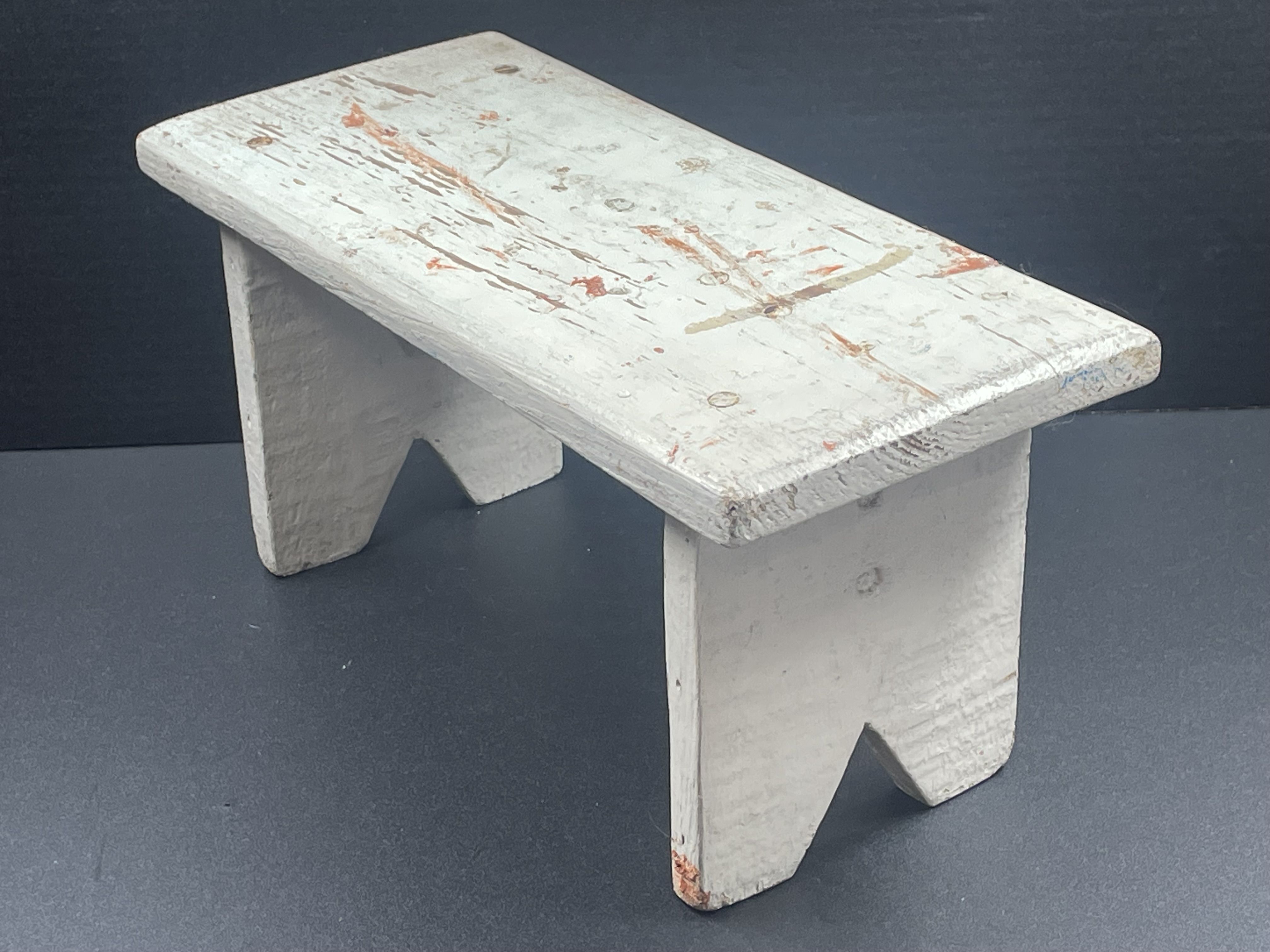 Small bench of lace maker of artisanal manufacture decoration year 70"