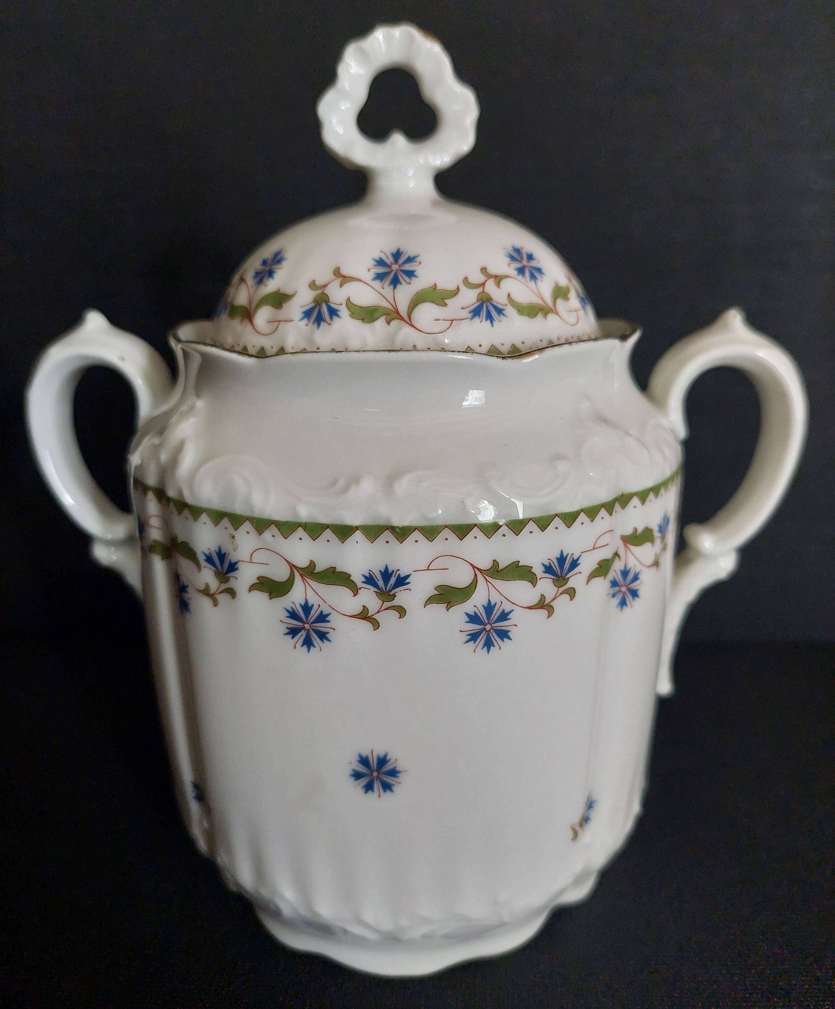 Sugar bowl decorated with cornflowers Limoges first half of the 20th century