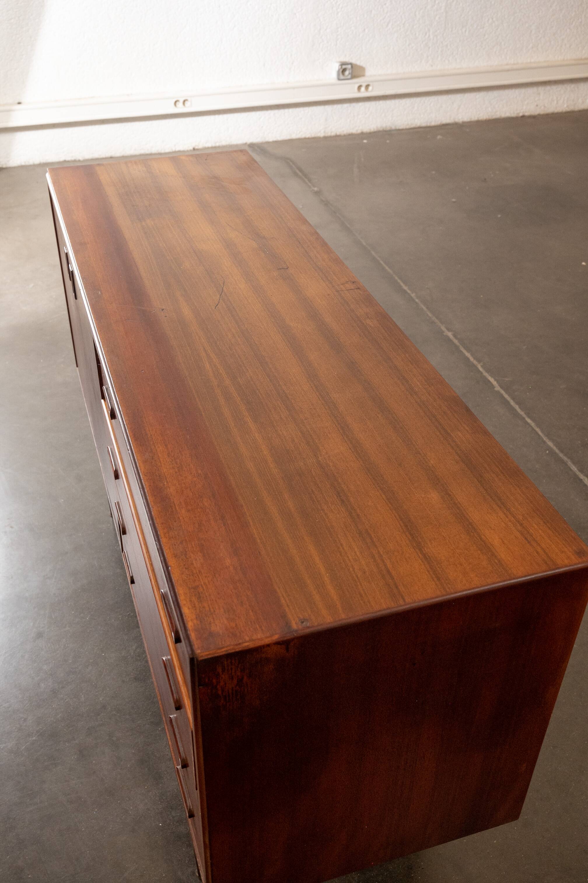 Small Italian sideboard