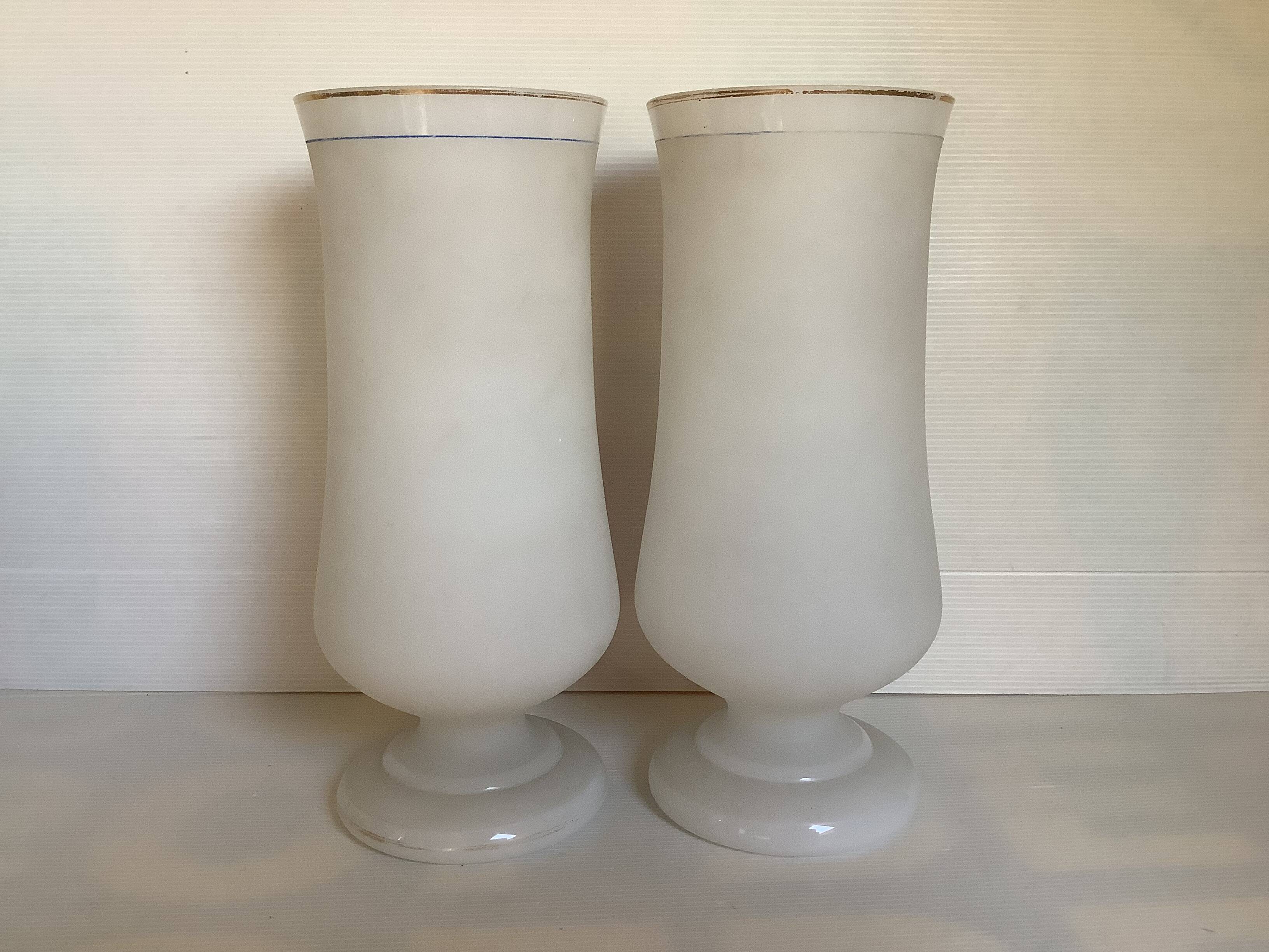Pair of relief vases from the Napoléon III period