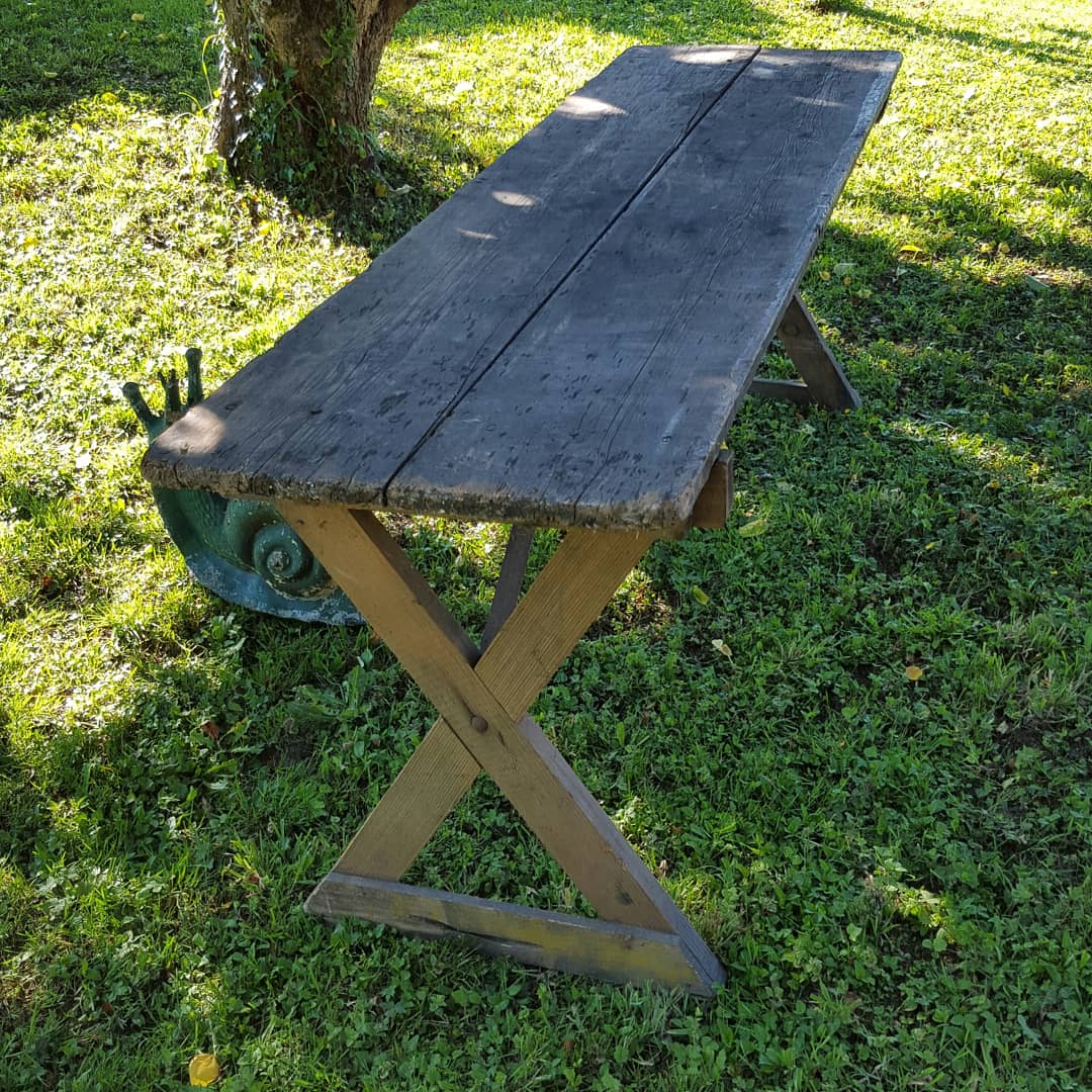 "Sochaux" folding brewery table c