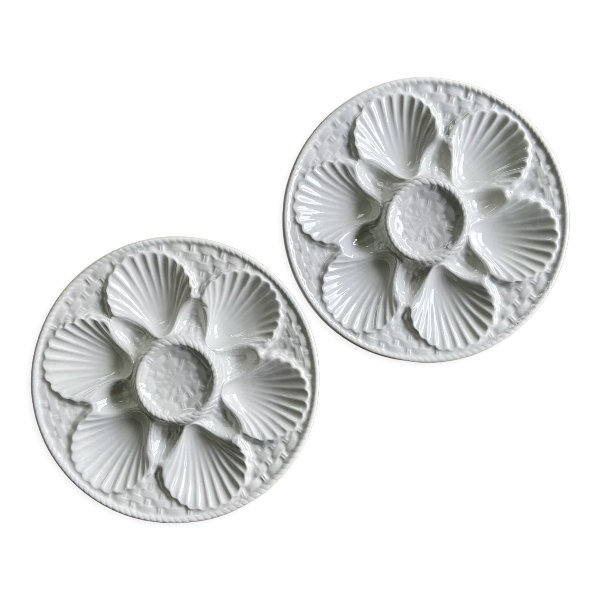 Set of 2 vintage oyster plates longchamp france