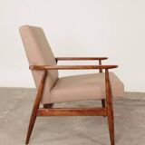Scandinavian Lounge Chair Vege Leather Beige Classic Design Walnut Color Wo