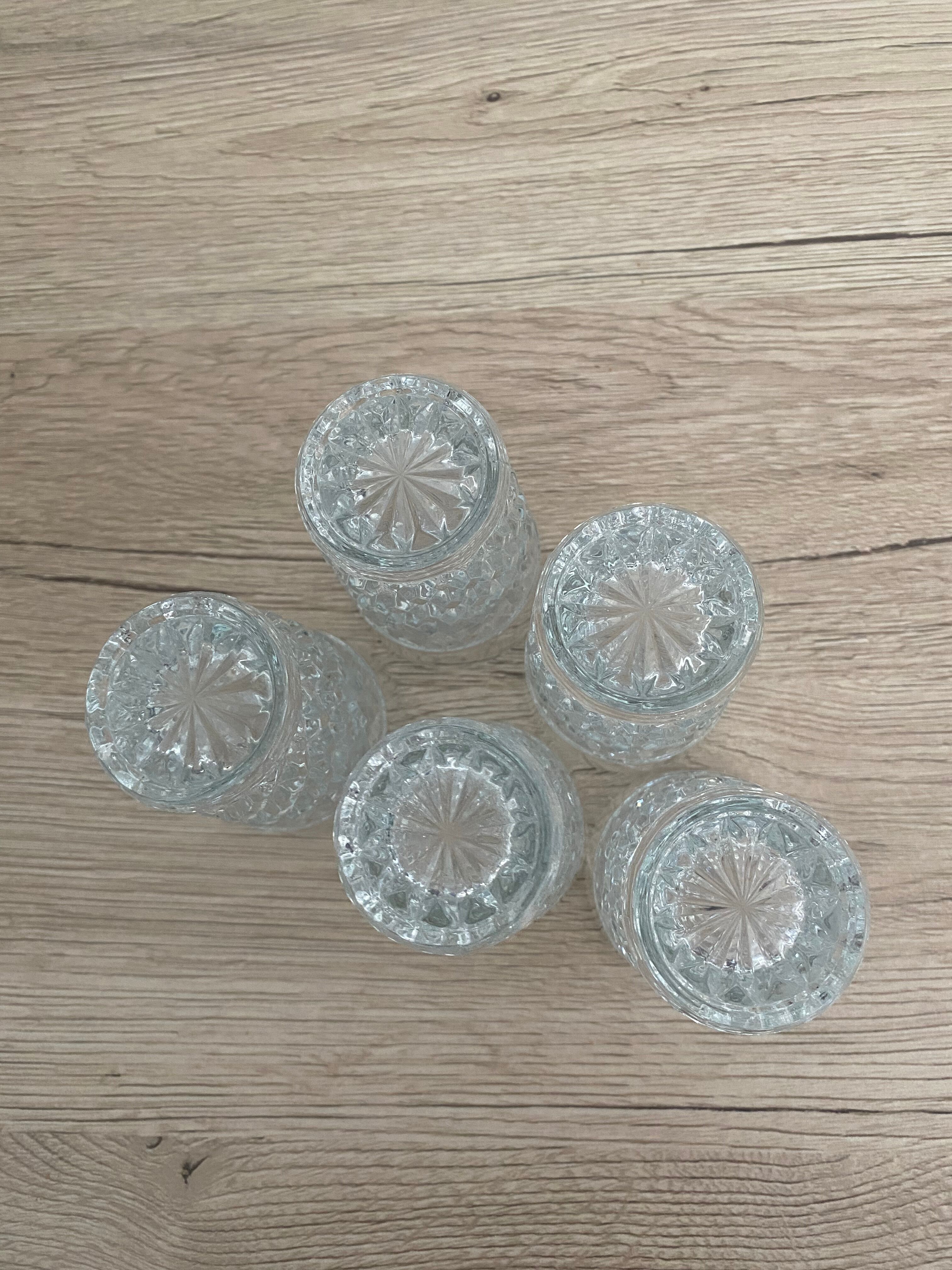 Shooter glass / chiseled liquor