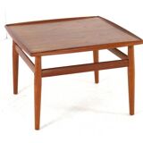 Grete Jalk for Glostrup coffee table danish design in teak