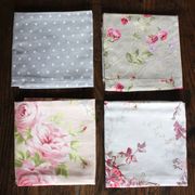 4 serviettes de table Fleurs Pois romantique