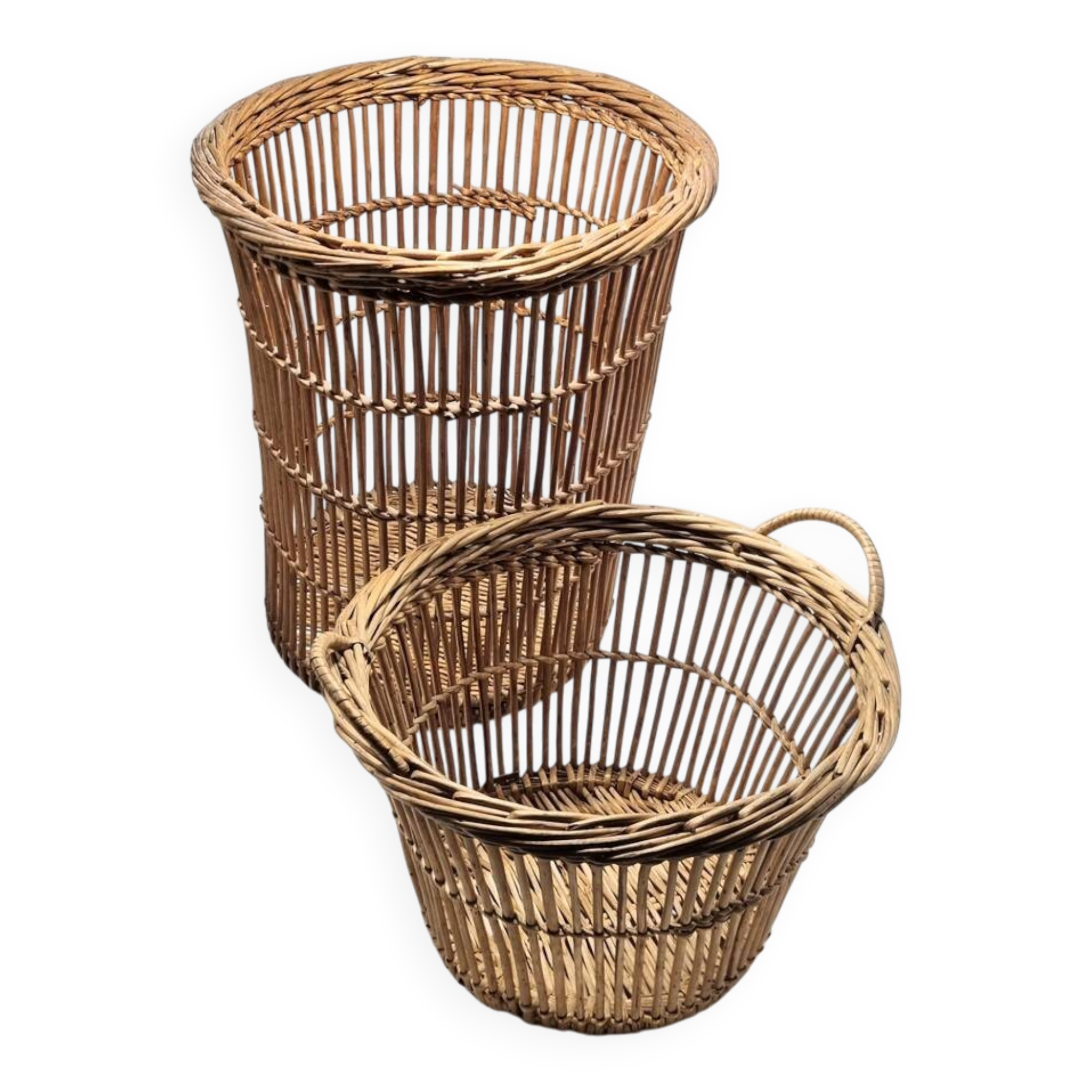 A pair of small baskets