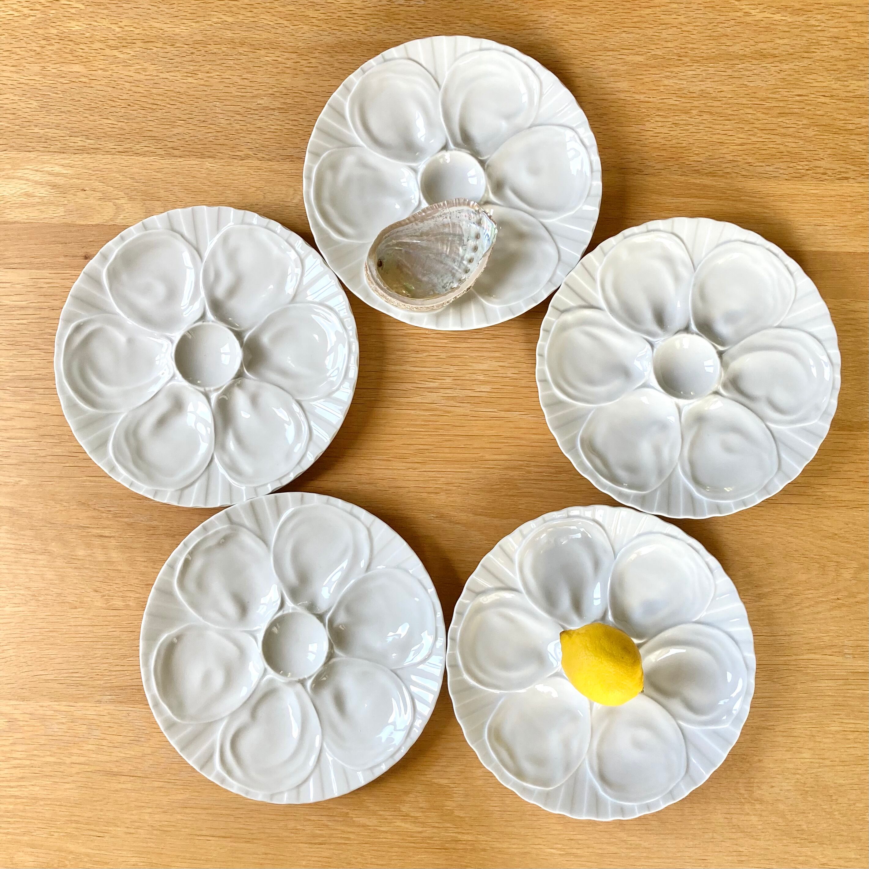 Pillyvuyt oyster plates