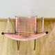 Chaise scoubidou rose