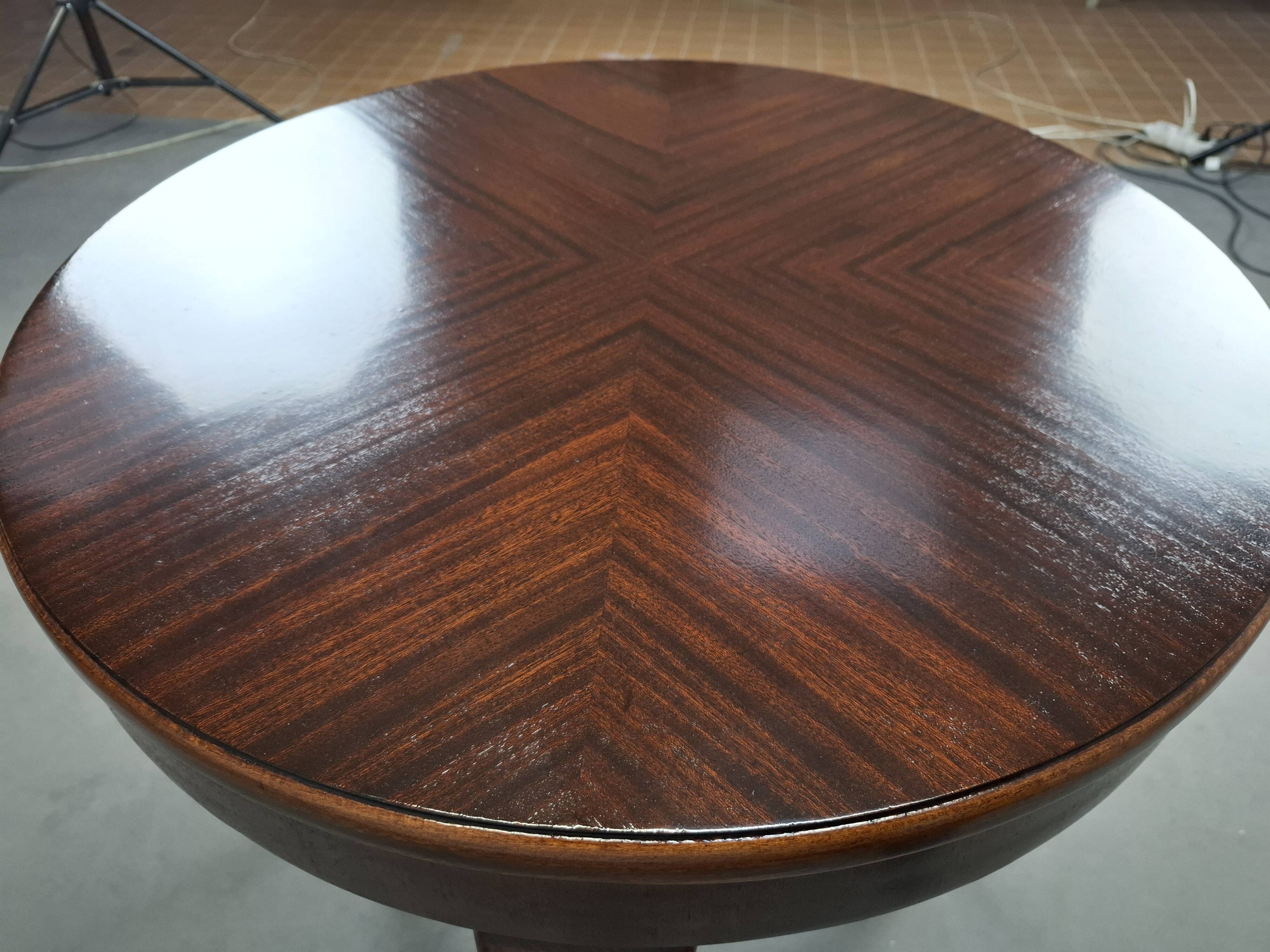 1930s Czechoslovak Art Deco Round Table in Wood and Veneer