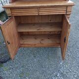 Buffet/serving table