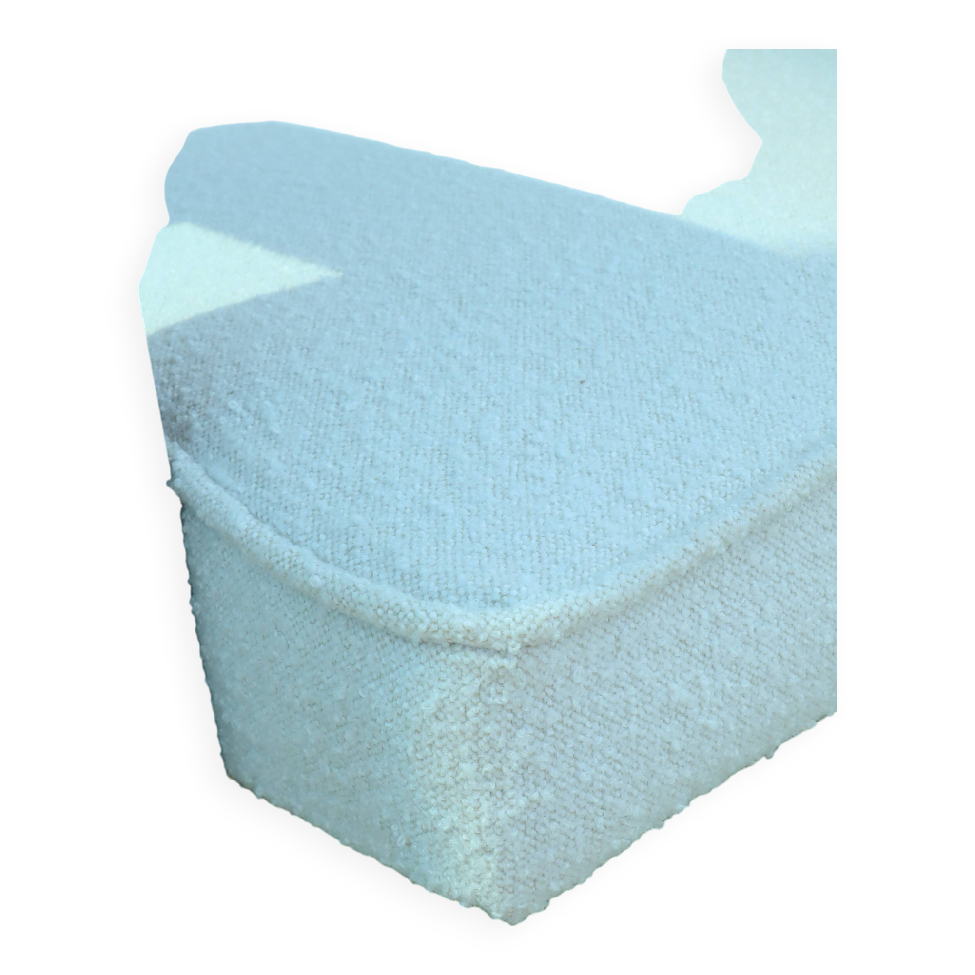 Fauteuil vintage Boucle Blanche par J. Chierowski n°366, 1960, Pologne Rénové en Bois de Hêtre Foncé