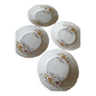 4 Assiettes à dessert en porcelaine