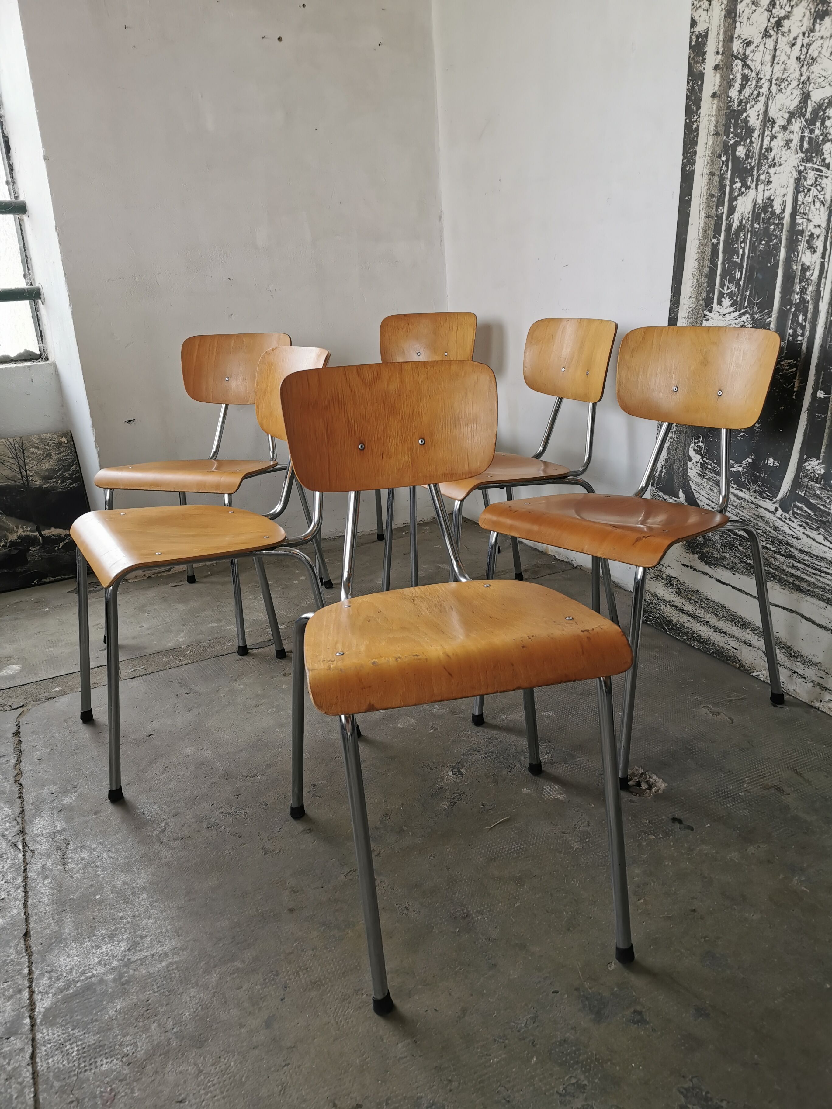 Set of 6 stackable chairs 1970