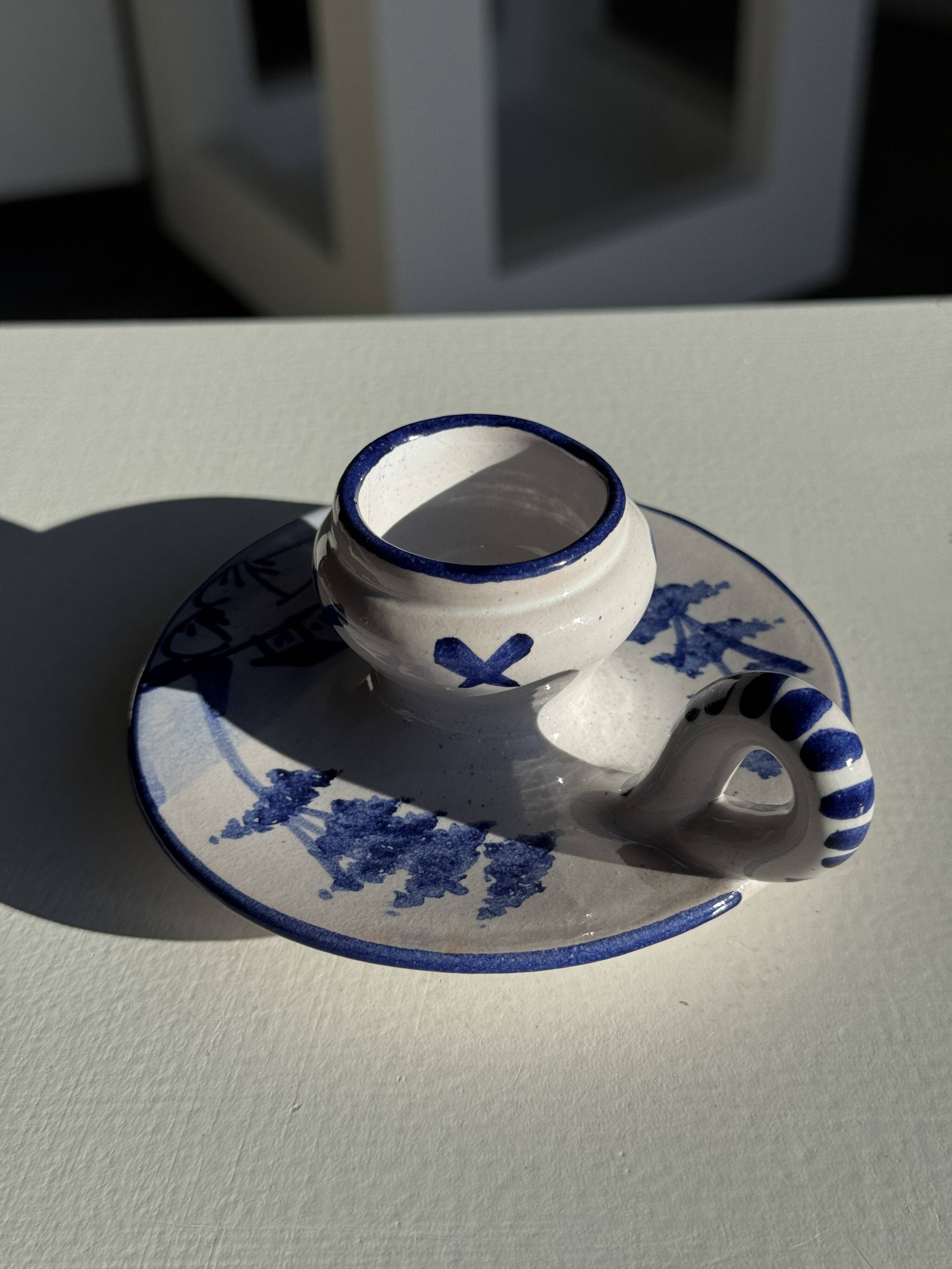 Dutch white and blue candlestick with windmill pattern H5 D10