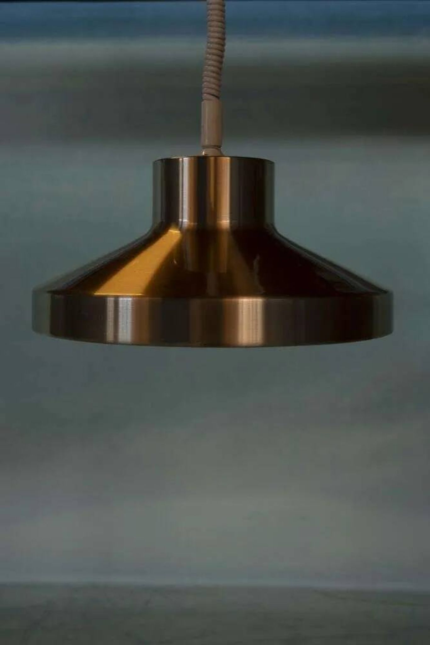 Vintage suspended lamp in aluminium from the 60s/70s, dining table lamp.