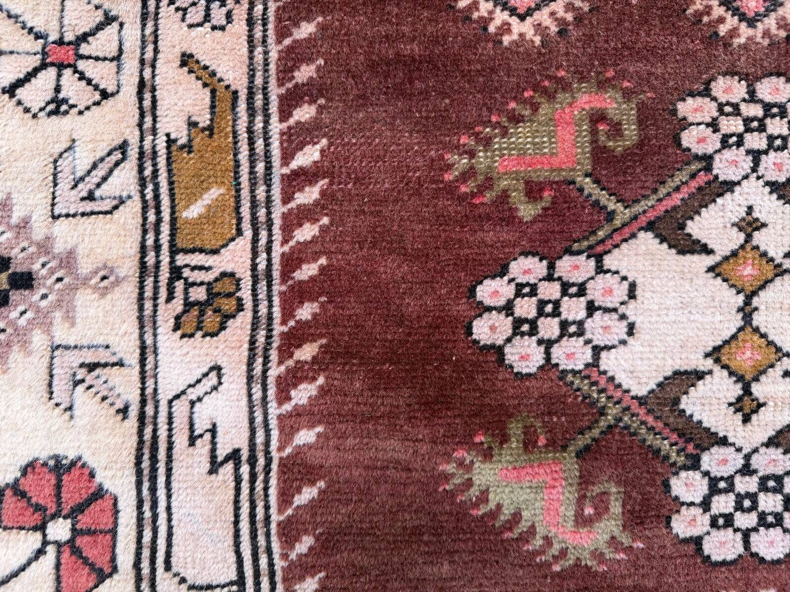 Turkish Milas rug 116x200 cm handmade vintage carpet Ushak 2573