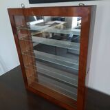 Pair of display cabinets in varnished mahogany