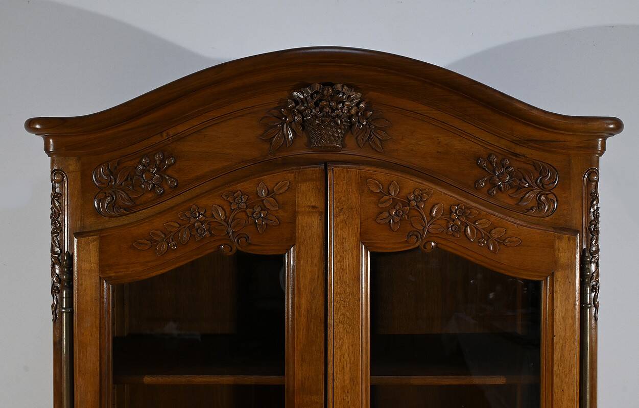 Walnut Display Cabinet, Louis XV Style – Late 19th Century