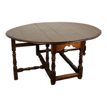 18th-century oak Gateleg drop-leaf dining table