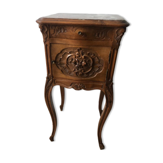 Side table antiquity