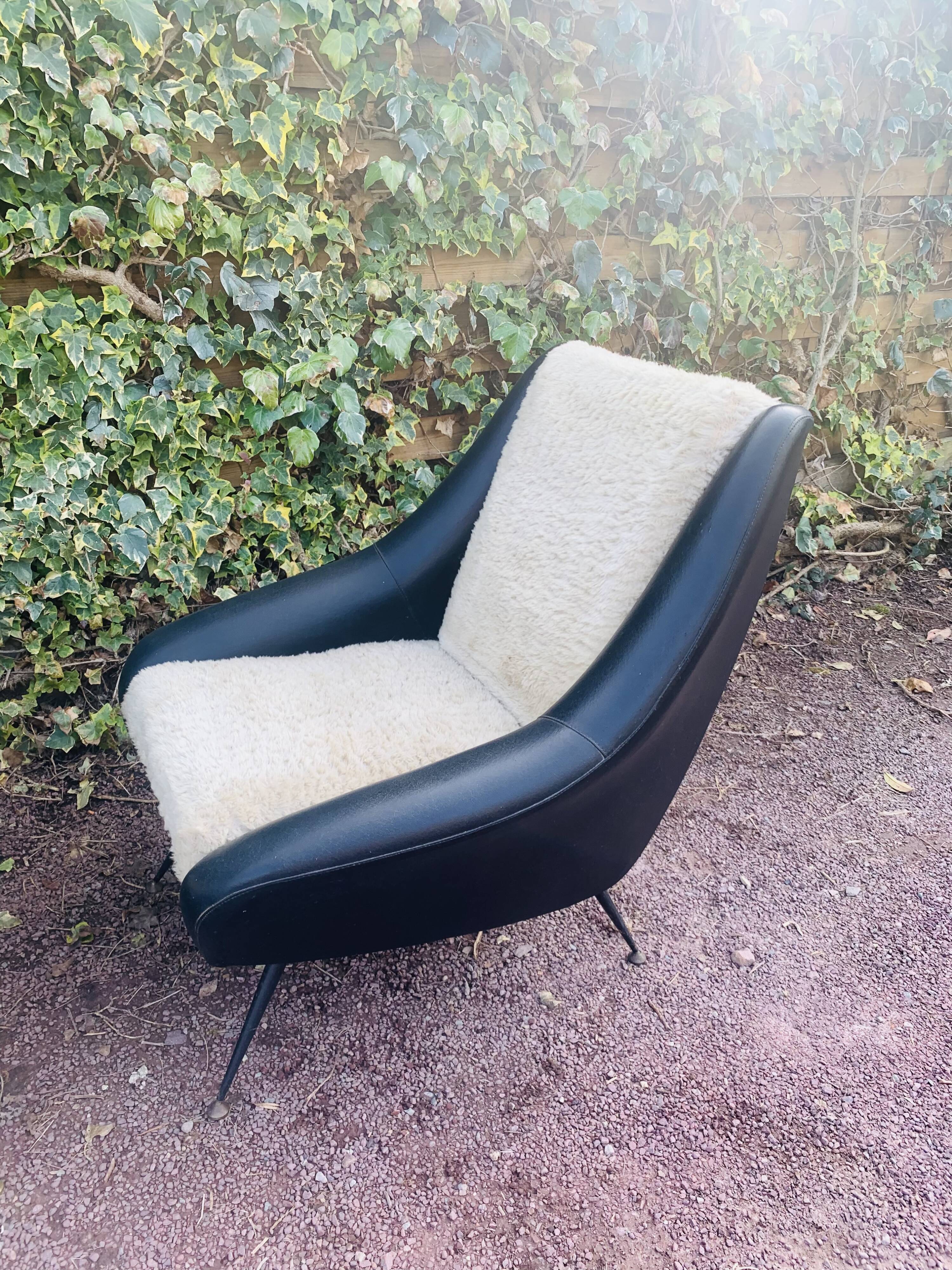 Paire de fauteuils vintage
