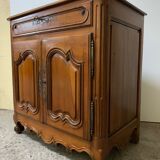 Bahut walnut Louis XV period of the late eighteenth century.