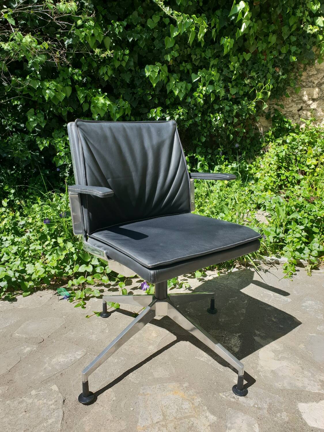 Fauteuil de bureau en cuir de Mario Ruiz