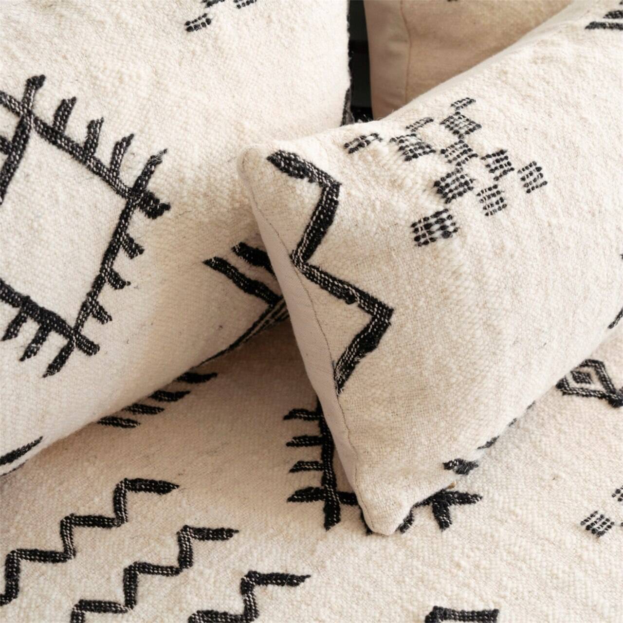 Handmade Moroccan Floor Sofa – Bjaad Wool, Berber Design