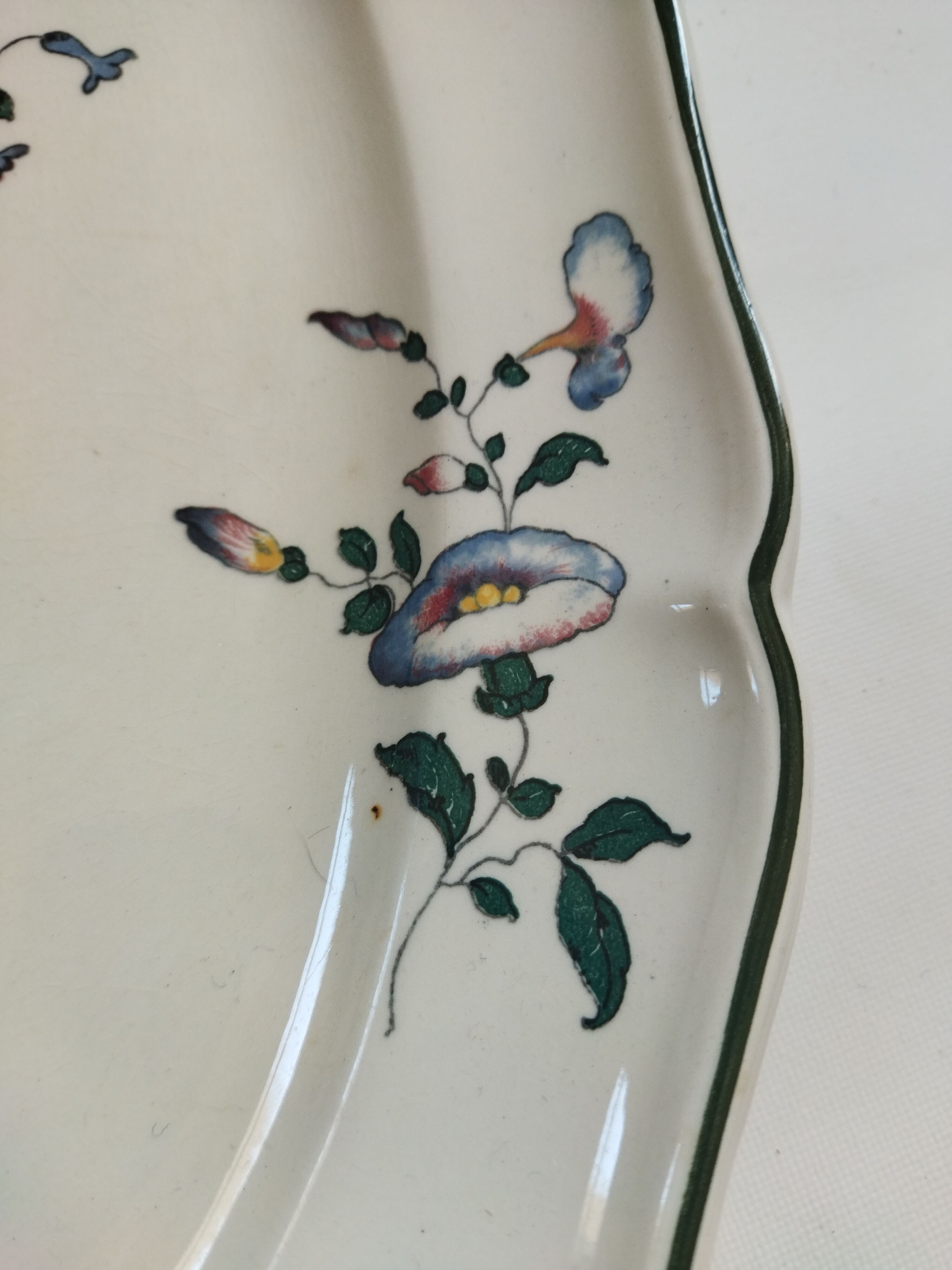 Antique Villeroy & Boch Mettlach earthenware dish 1562 Old Strasbourg / Alt Strassburg