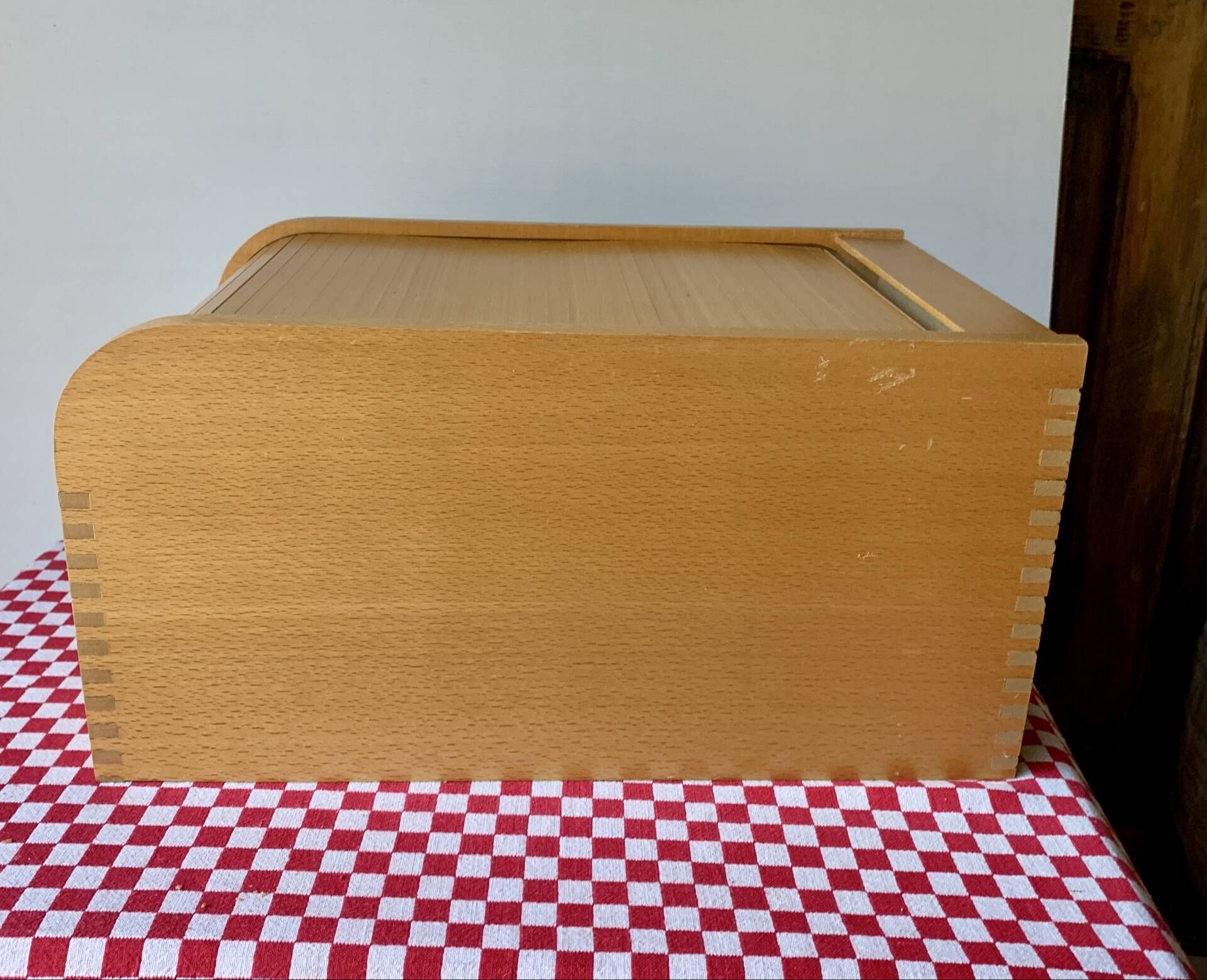 Boîte à rideau vintage en bois / Caisson de bureau ancien