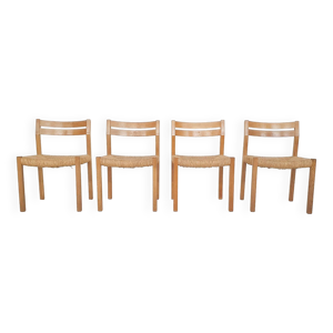 ensemble de quatre chaises