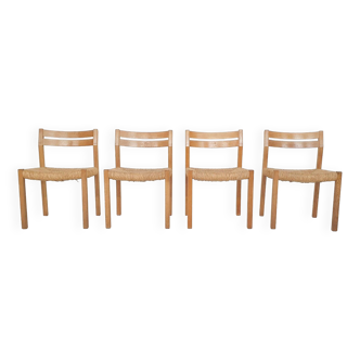 Ensemble de quatre chaises de salle à manger en chêne et sisal modèle 401 par J.L Moller, Danemark années 1970