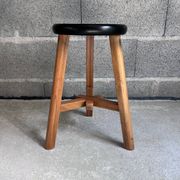 Tabouret tripode AMPM