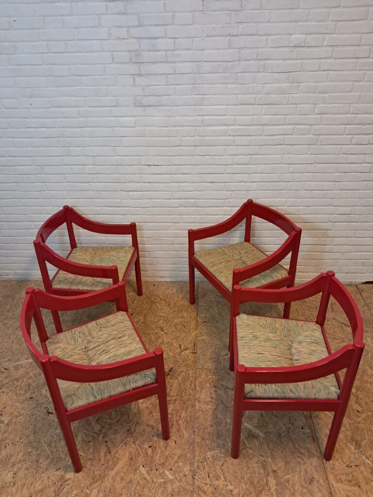 Set of 4 Carimate chairs