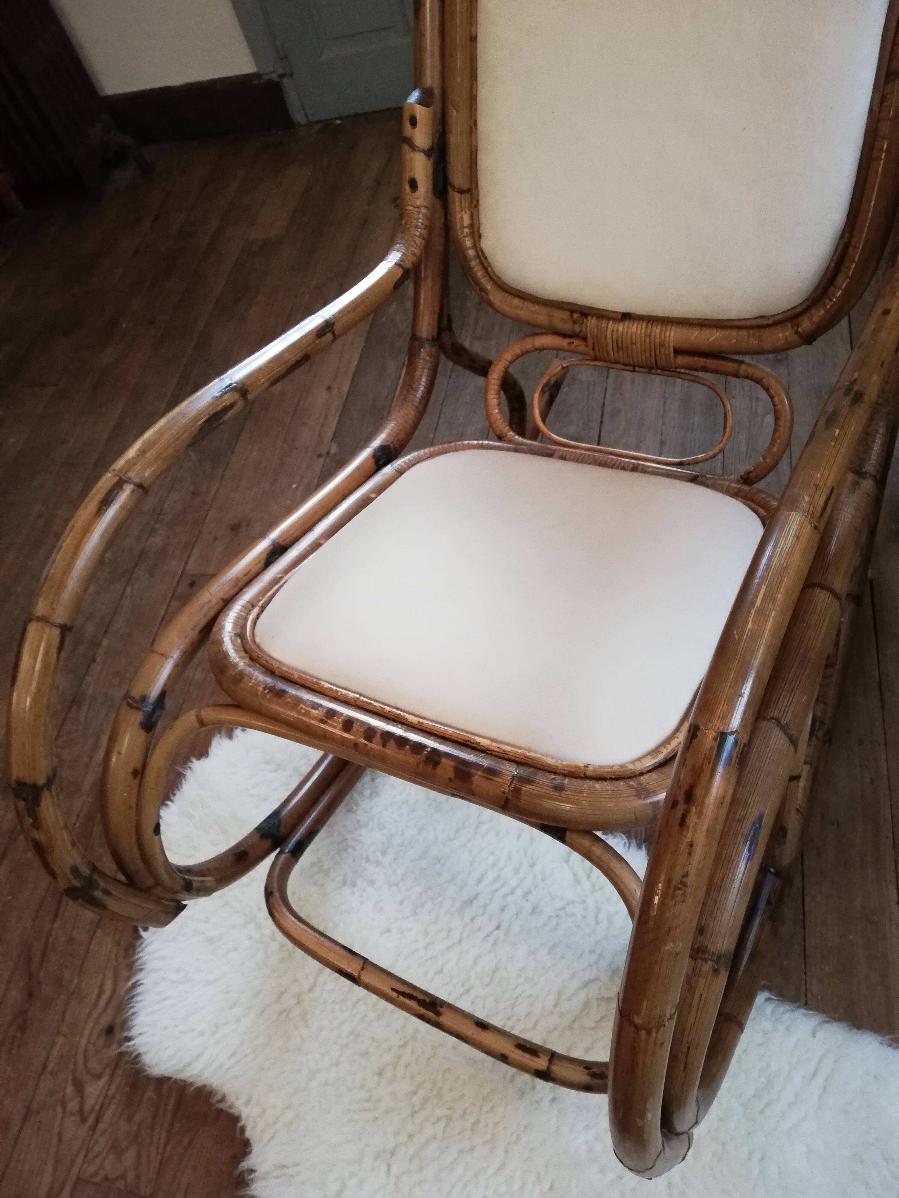 Beautiful Rocking chair rattan vintage 60
