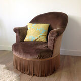 Chocolate toad armchair