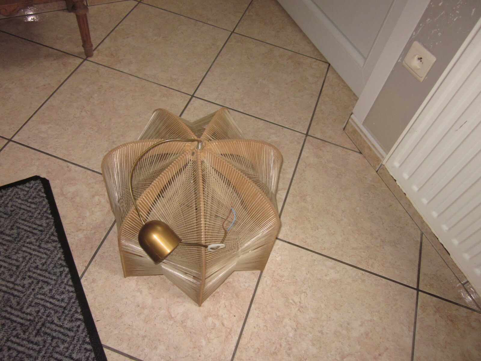 Hanging of wood and son