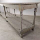 Table serving draper
