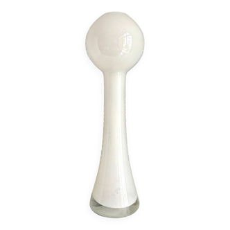 Vase, soliflore en opaline blanche