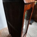 Louis xv showcase with a marble door