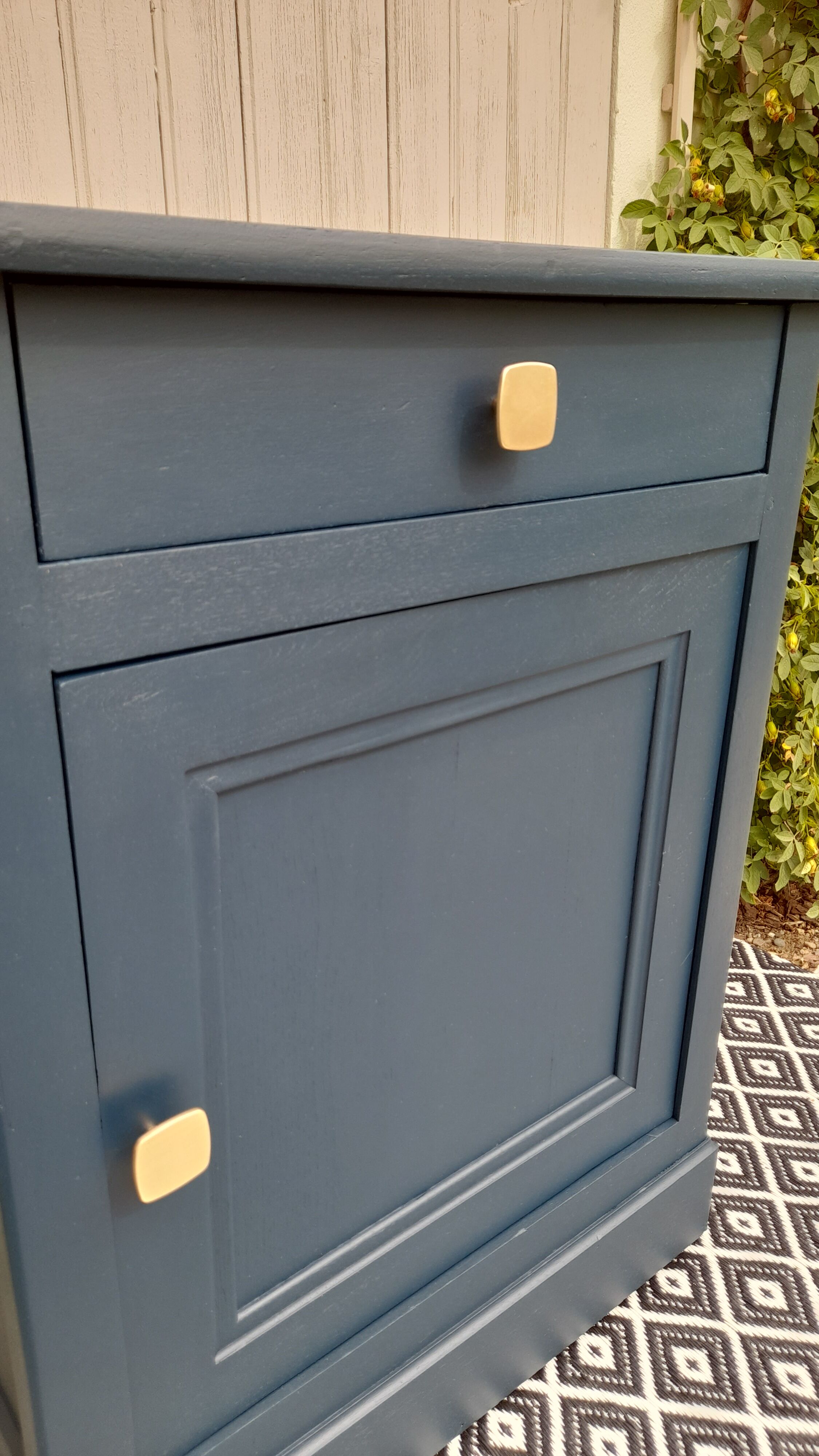 Jam maker / extra furniture