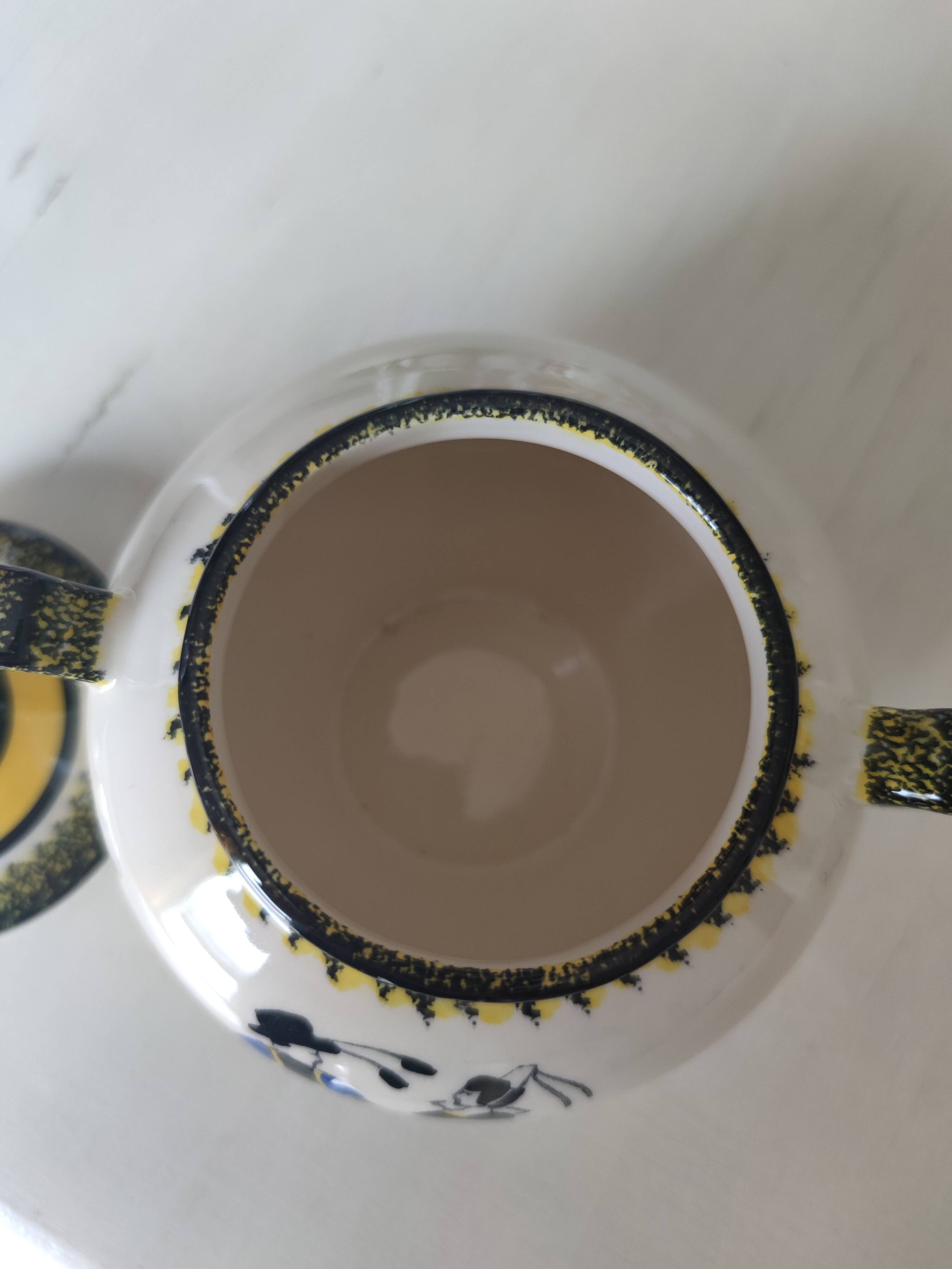 Henriot Quimper coffee service 8 cups/saucers, coffee pot, sugar bowl, jug.