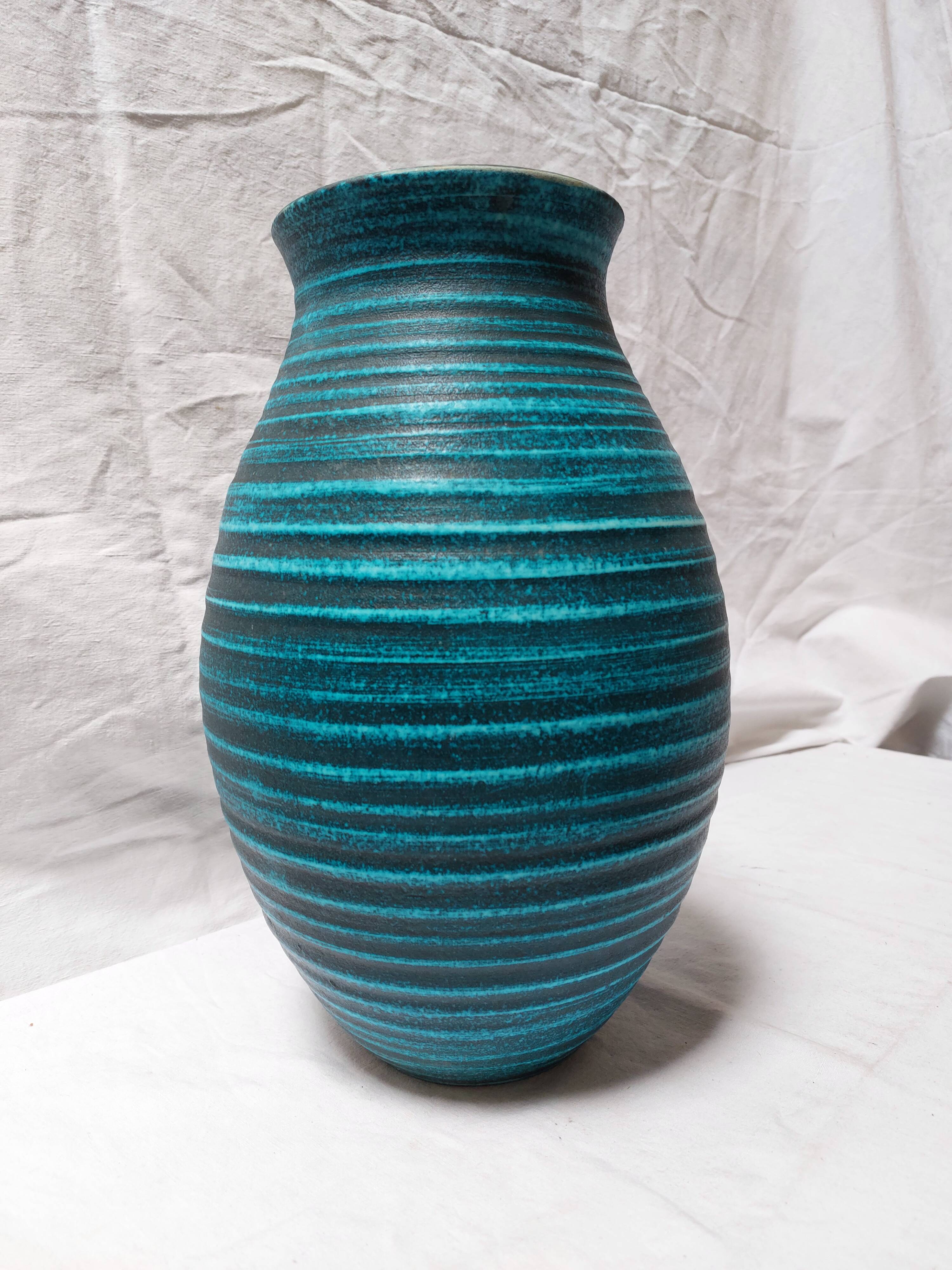 Large blue ceramic vase "Gauloise" – Potiers d’Accolay – Year 60