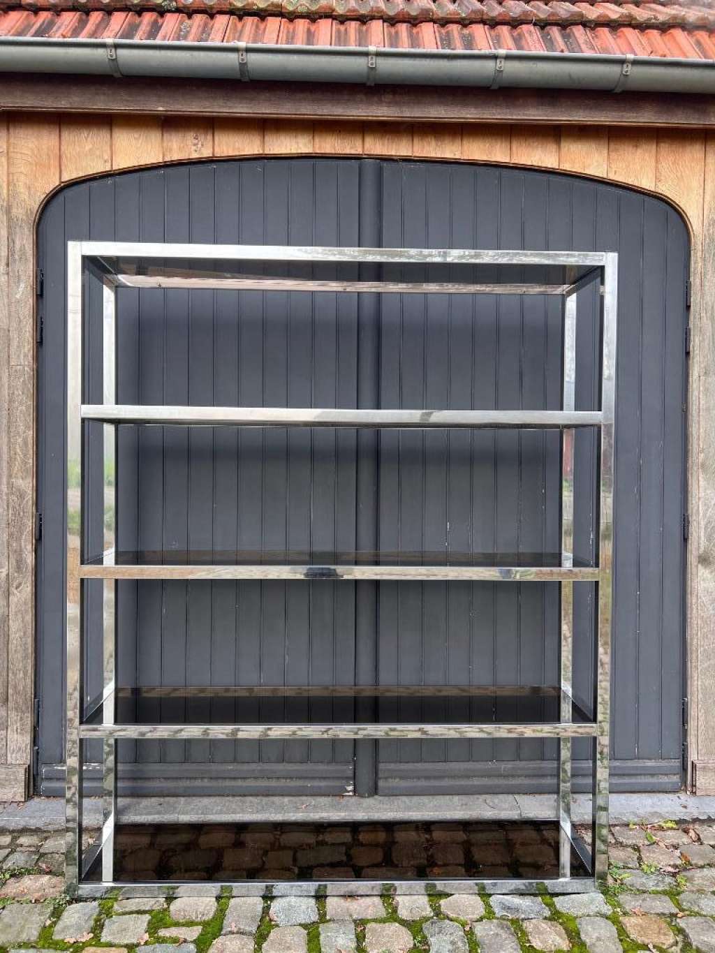 Shelf with smoked glass