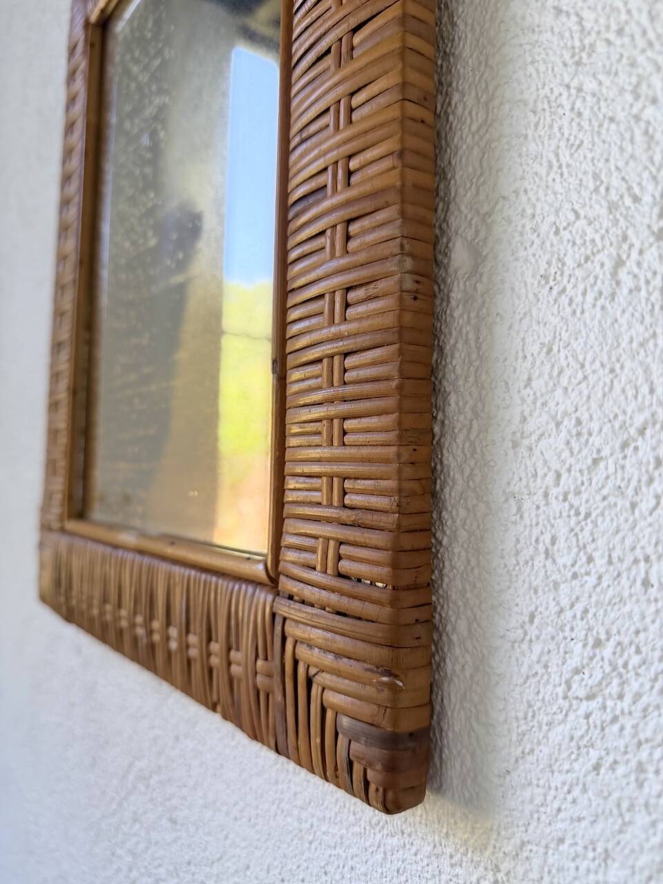 Trio de miroirs osier tressée années 50