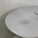 Glass and opaline suspension