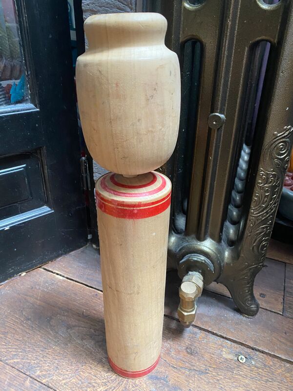 Poupée traditionnelle japonaise kokeshi