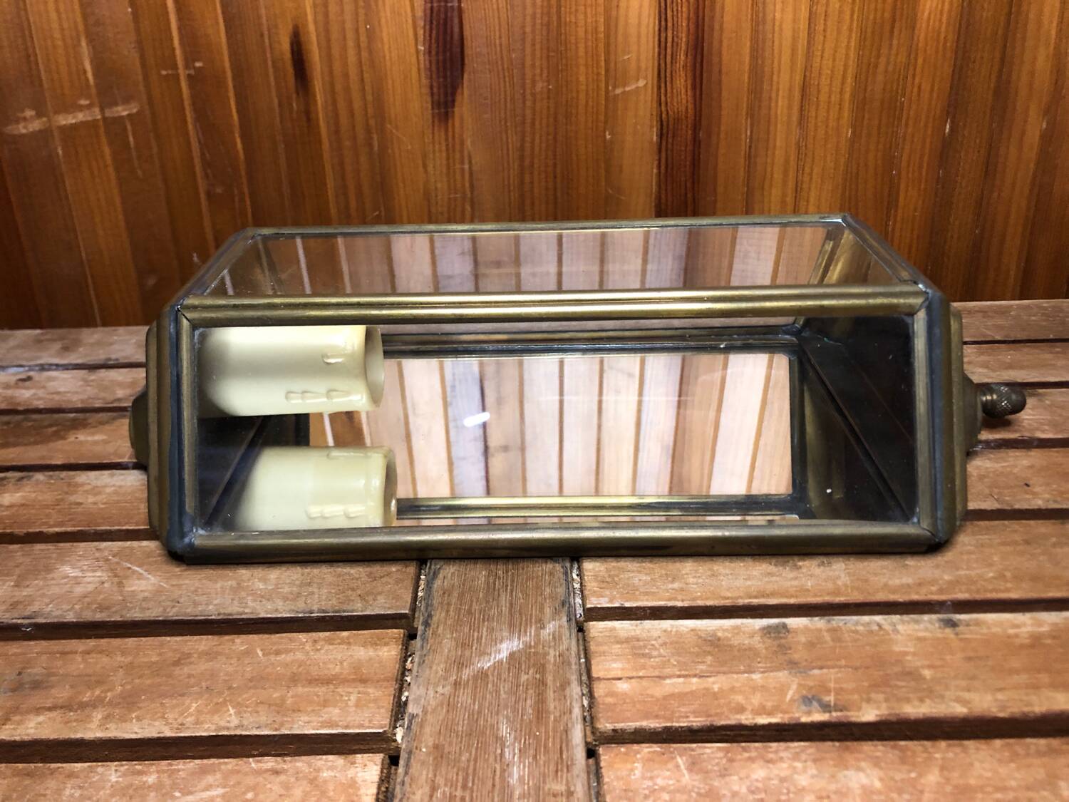 Old Brass Lantern Wall Lamp with Mirrored Background + Vintage Glass Plates