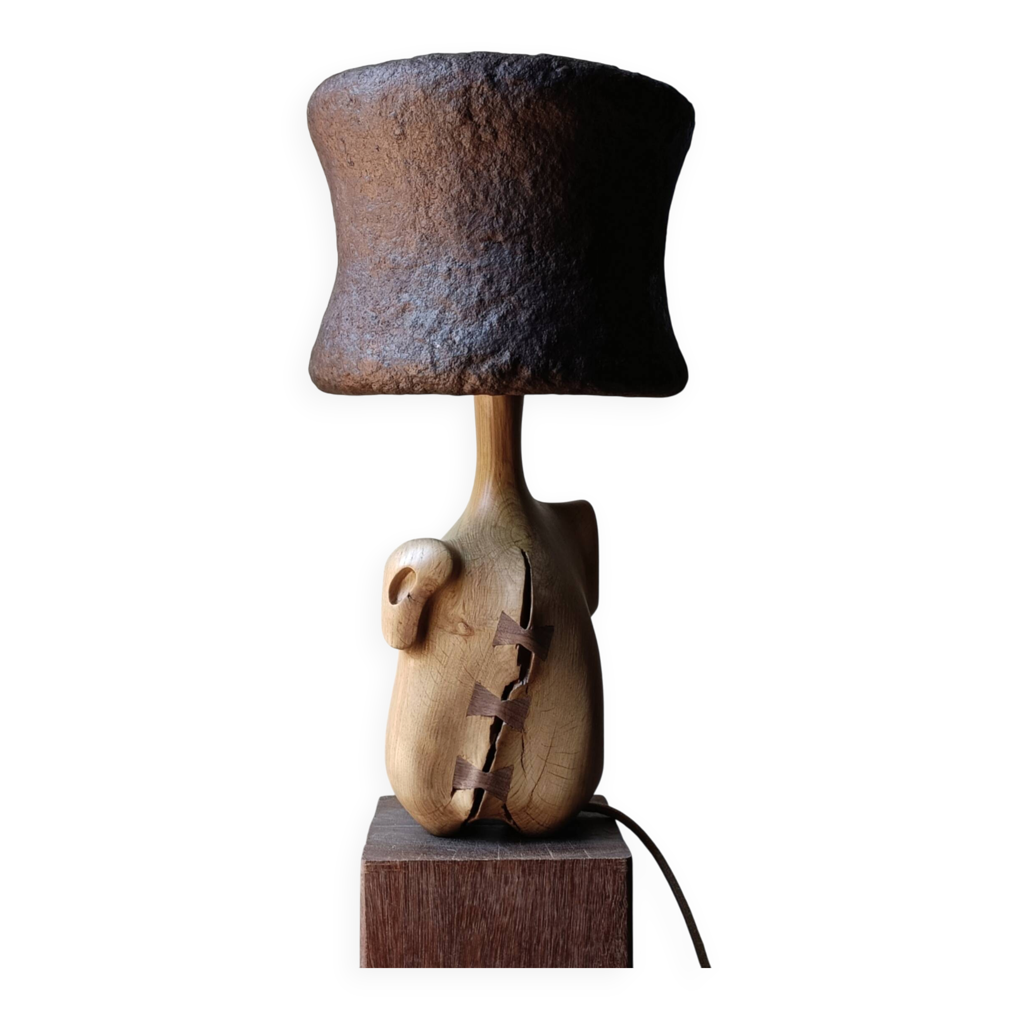Lampe de créateur en chêne massif